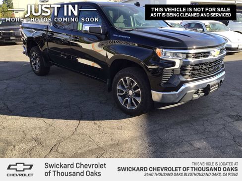 Used 2023 Chevrolet Silverado 1500 LT image 1