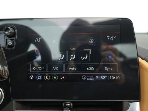 Used 2021 Chevrolet Corvette Stingray Preferred Cpe w/ Engine Appearance Package image 59