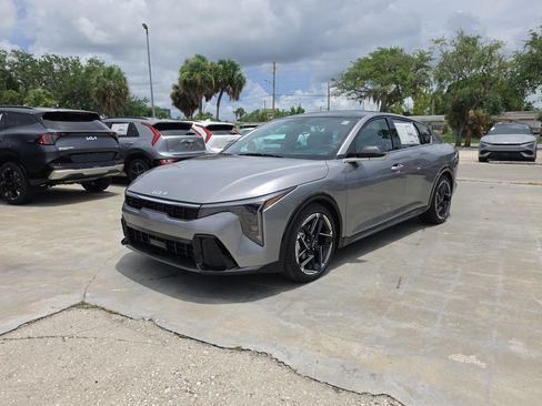 New 2026 Kia K4 EX FWD image 3