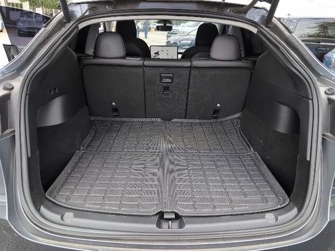 Used 2022 Tesla Model Y Performance image 24