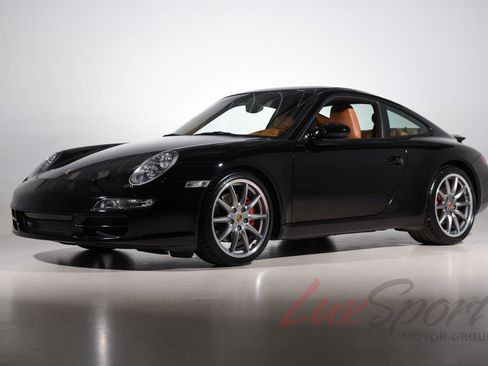 Used 2006 Porsche 911 Carrera S RWD image 1