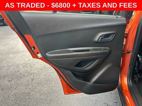 Used 2016 Chevrolet Trax LT w/ LT Convenience Package FWD image 13