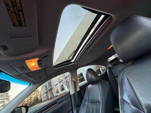 Used 2014 Lexus ES 350 w/ Luxury Package image 28