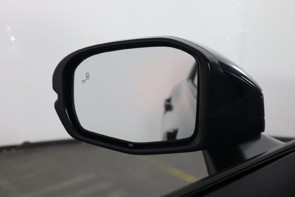 Used 2025 Honda HR-V Sport image 33