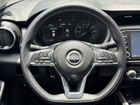 Used 2024 Nissan Kicks SV FWD image 11