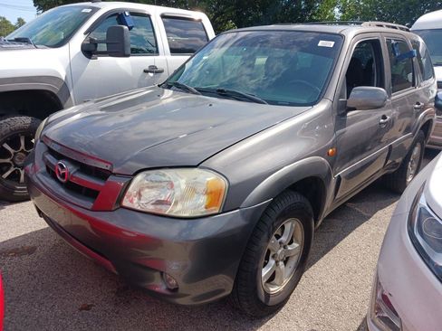 Used 2005 MAZDA Tribute s w/ Package 1 FWD image 2