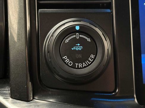 Used 2021 Ford F150 Lariat AWD/4WD image 16