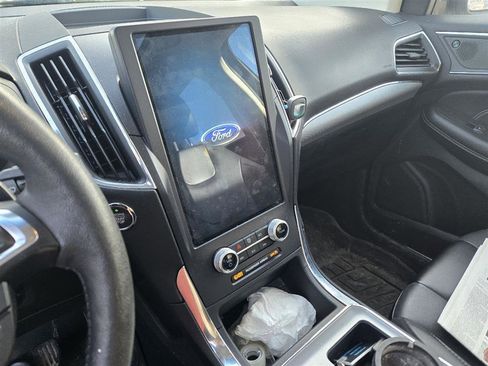 Used 2022 Ford Edge Titanium w/ Equipment Group 301A image 3