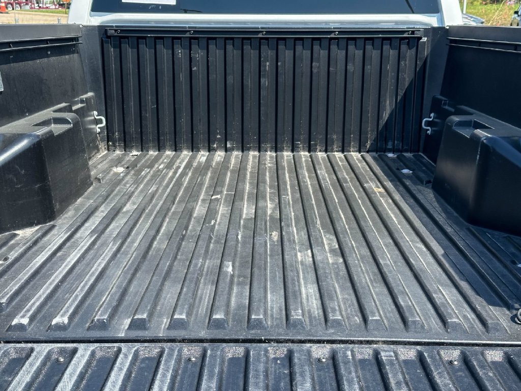 Used 2025 Toyota Tacoma SR RWD image 16