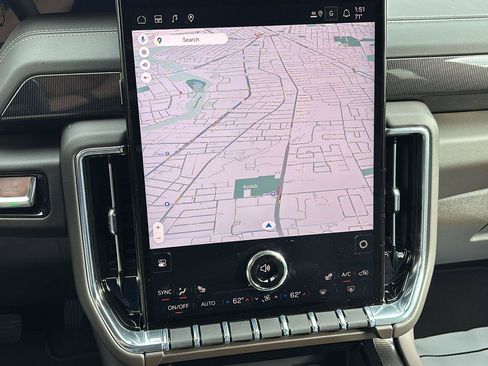 New 2026 GMC Yukon XL Elevation image 36