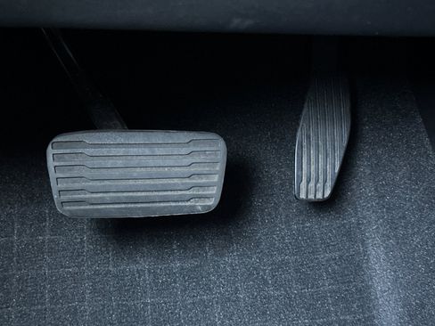 Used 2020 GMC Sierra 1500 SLT w/ SLT Premium Plus Package image 42