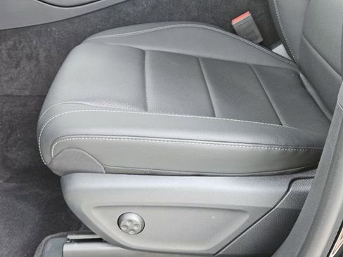 Certified 2025 Mercedes-Benz GLE 450 4MATIC image 23