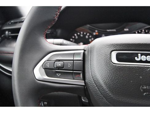 Used 2023 Jeep Compass Trailhawk AWD/4WD image 23