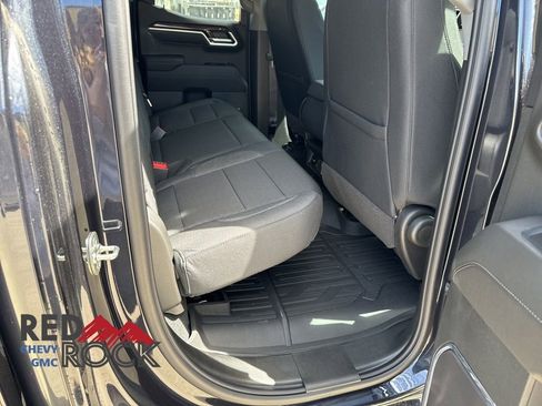 New 2025 GMC Sierra 1500 SLE AWD/4WD image 13