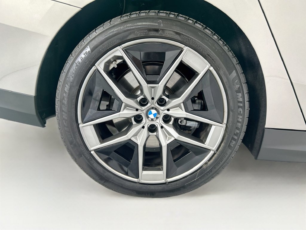 Certified 2026 BMW 540i xDrive AWD/4WD image 32