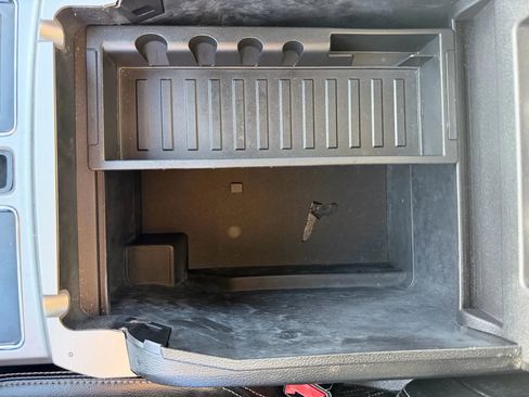 Used 2018 Ford F150 Lariat image 30