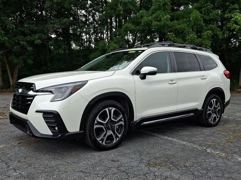Certified 2023 Subaru Ascent Limited AWD/4WD image 5