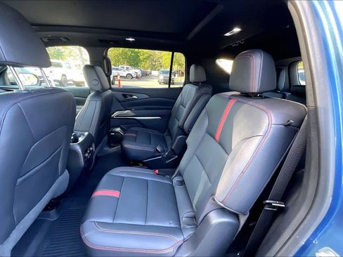 Certified 2024 Chevrolet Traverse RS w/ LPO, Floor Liner Package image 25