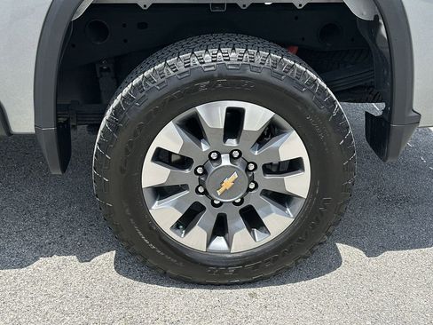 Certified 2025 Chevrolet Silverado 2500 Custom w/ Custom Value Package AWD/4WD image 32