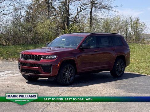 New 2026 Jeep Grand Cherokee L Limited AWD/4WD image 1