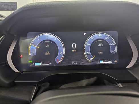 New 2025 Jeep Grand Cherokee Limited image 16