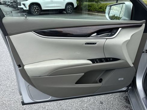 Used 2016 Cadillac XTS Platinum FWD image 24