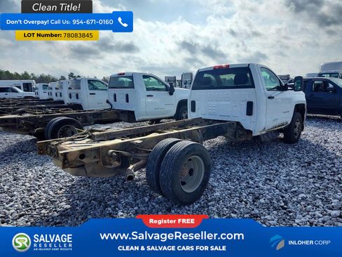 Used 2018 Chevrolet Silverado 3500 W/T image 4
