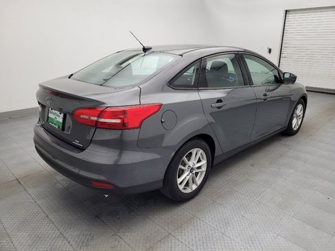 Used 2015 Ford Focus SE image 9