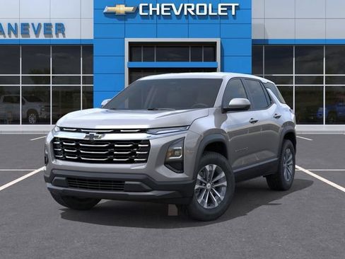 New 2026 Chevrolet Equinox LT w/ Convenience Package II FWD image 7