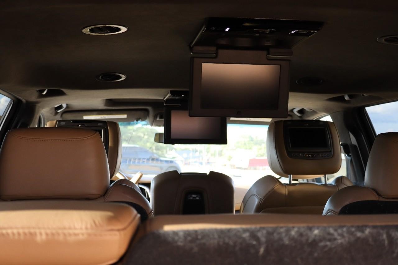 Used 2019 Cadillac Escalade ESV Platinum AWD/4WD image 21