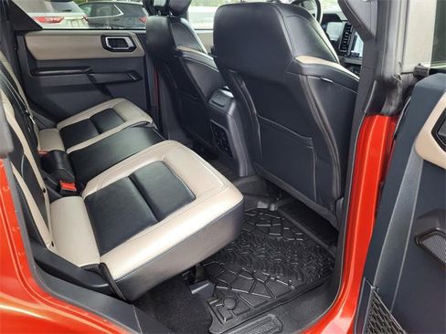 Used 2024 Ford Bronco Wildtrak image 22
