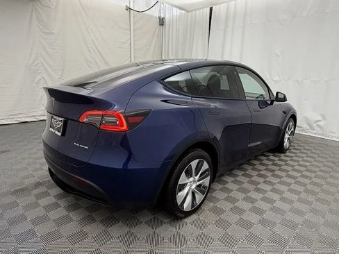 Used 2023 Tesla Model Y Long Range AWD/4WD image 5