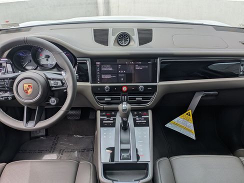 New 2025 Porsche Macan S image 20