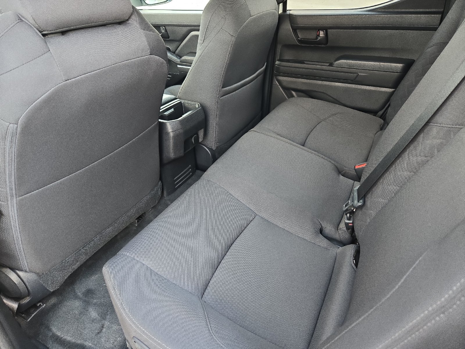 Certified 2025 Toyota Tacoma SR5 AWD/4WD image 11