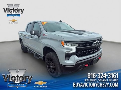 Used 2024 Chevrolet Silverado 1500 LT Trail Boss w/ LT Trail Boss Premium Package AWD/4WD image 1
