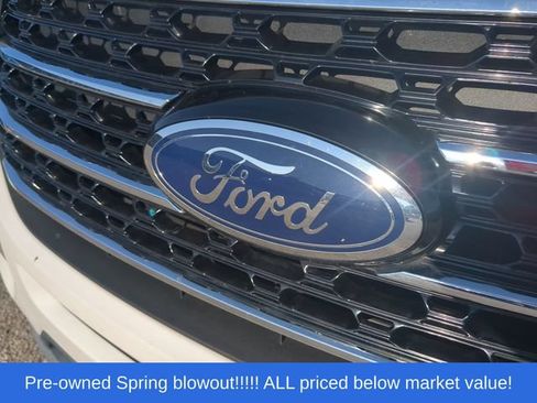 Used 2020 Ford Explorer XLT w/ Equipment Group 202A RWD image 10