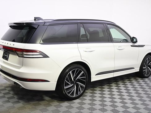 New 2026 Lincoln Aviator Black Label w/ Black Label Special Edition image 7