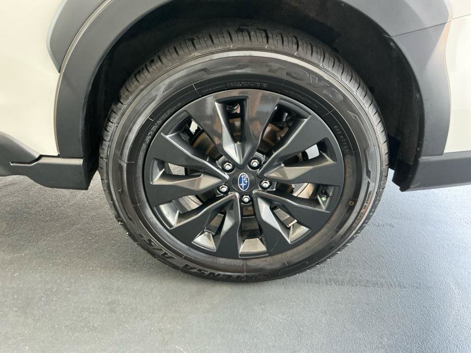 Used 2023 Subaru Outback Onyx Edition AWD/4WD image 27