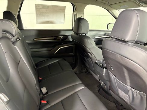 New 2025 Kia Telluride LX image 17