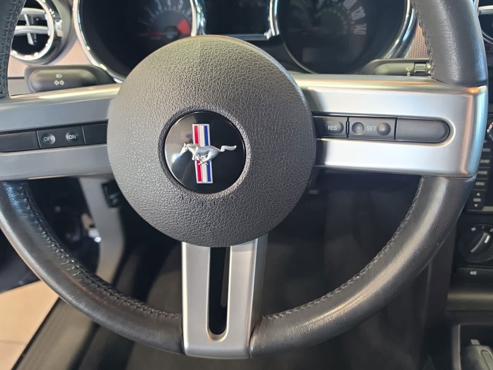 Used 2008 Ford Mustang GT RWD image 21