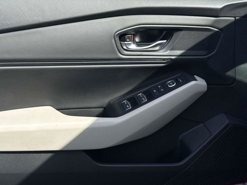 Used 2024 Honda Accord EX image 16