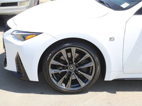 Certified 2025 Lexus IS 350 F Sport RWD image 4