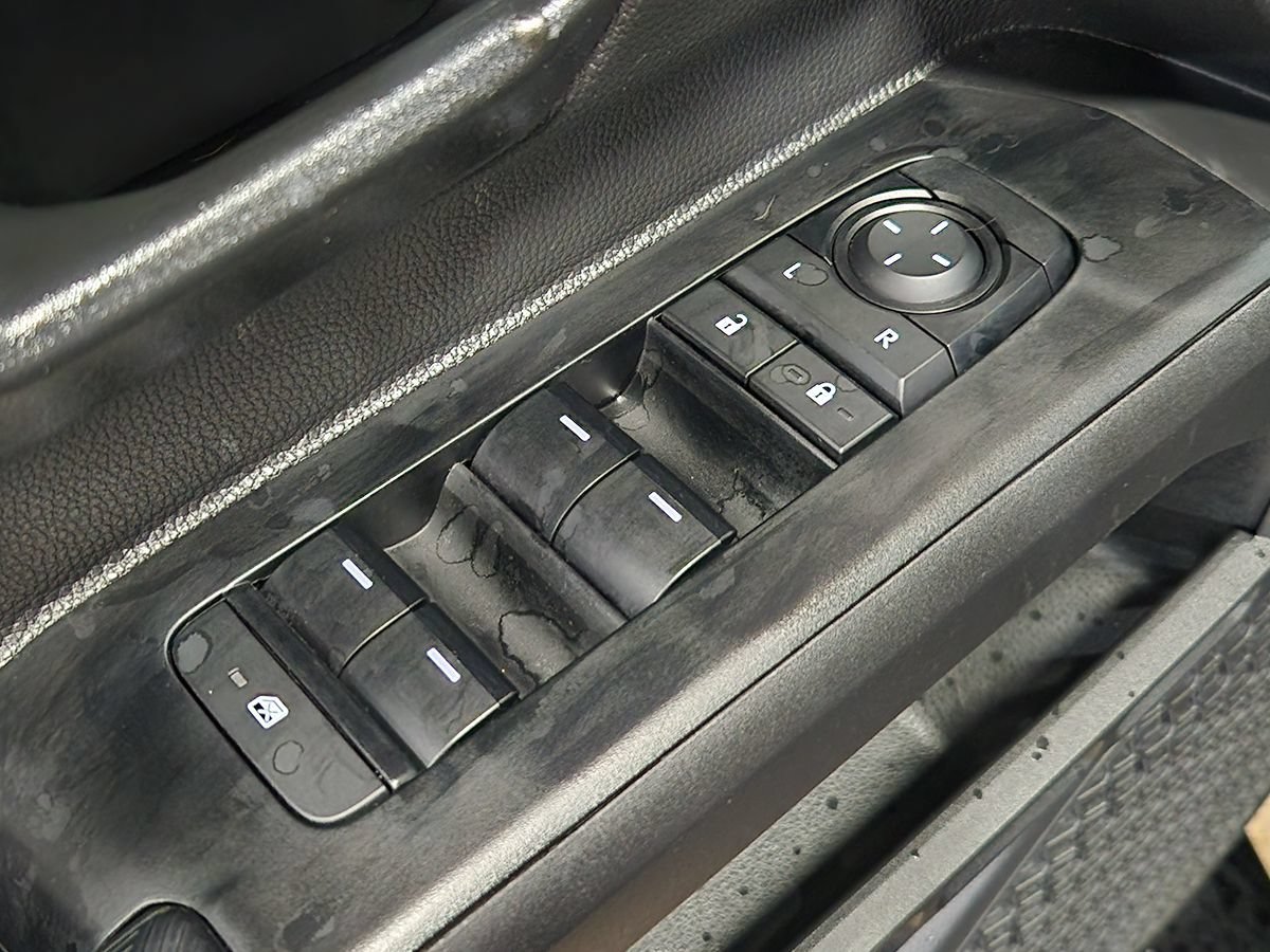 Used 2025 Toyota Tacoma SR5 RWD image 44