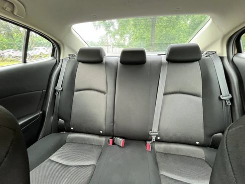 Used 2017 MAZDA MAZDA3 Sport FWD image 15
