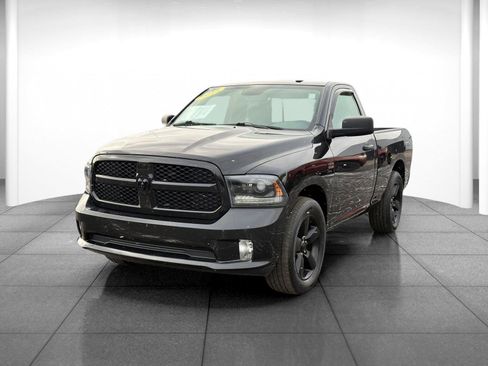 Used 2015 RAM 1500 Tradesman w/ Power & Remote Entry Group image 3