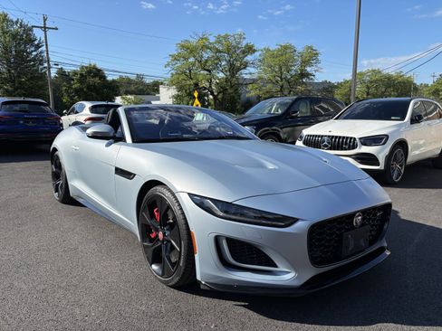 Used 2021 Jaguar F-TYPE R-Dynamic AWD/4WD image 7