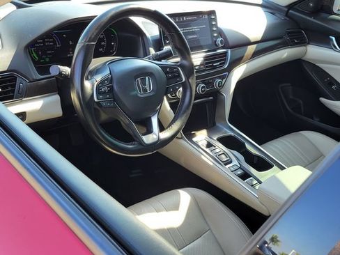 Used 2021 Honda Accord Touring image 5