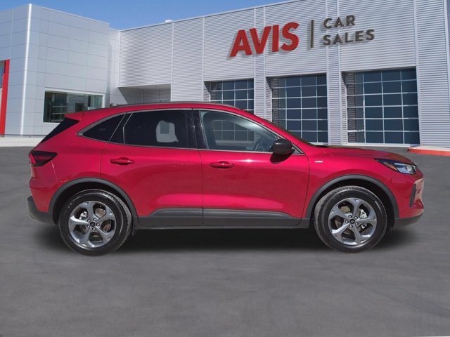 Used 2025 Ford Escape ST-Line AWD/4WD image 4