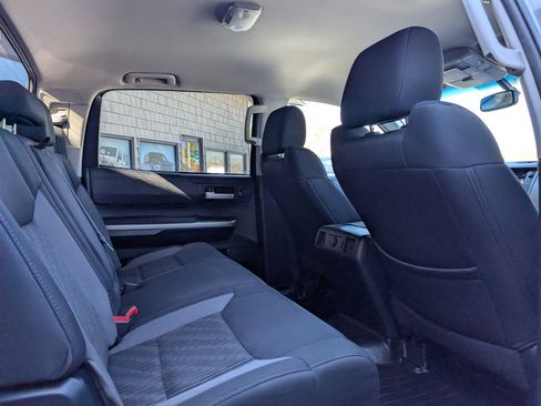 Used 2017 Toyota Tundra SR5 w/ SR5 Upgrade Package image 16
