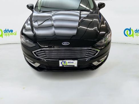 Used 2018 Ford Fusion SE image 14